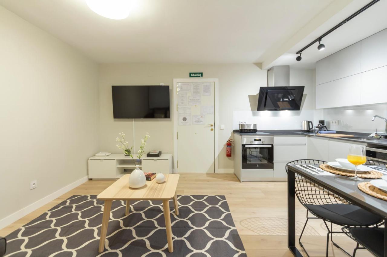Dobohomes - Clara Del Rey Madrid Buitenkant foto