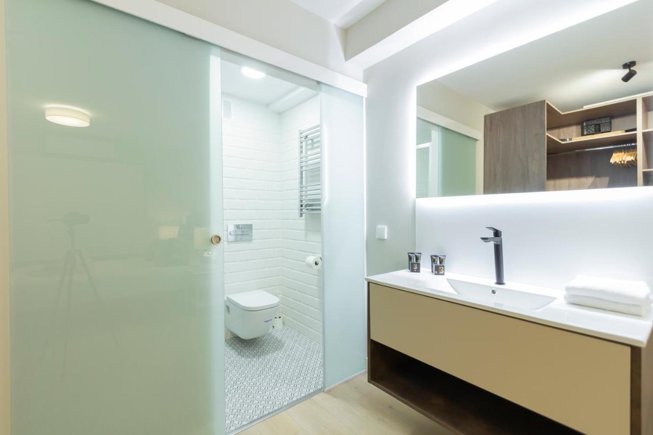 Dobohomes - Clara Del Rey Madrid Buitenkant foto